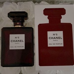 CHANEL No 5 Paris